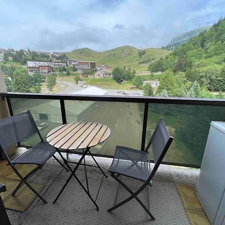 Studio Refait A Neuf Avec Balcon - Famille - Parking Couvert Chamrousse Eksteriør bilde