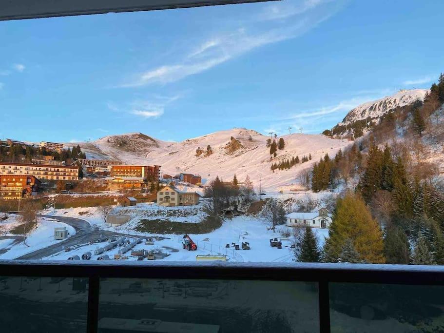 Studio Refait A Neuf Avec Balcon - Famille - Parking Couvert Chamrousse Eksteriør bilde