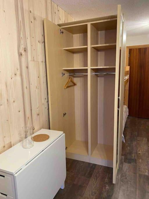 Studio Refait A Neuf Avec Balcon - Famille - Parking Couvert Chamrousse Eksteriør bilde